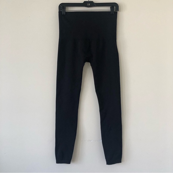 Spanx Look At Me Now Seamless Leggings In Black Size 1X - Picture 4 of 8